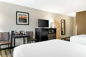 Best Western Beacon Inn
