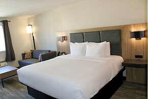 The Cairn Hotel