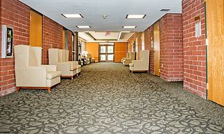 Ramada by Wyndham Cedar City