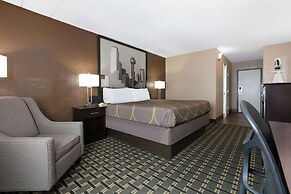 Super 8 by Wyndham Grand Prairie North