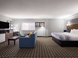 AmericInn by Wyndham Woodstock IL