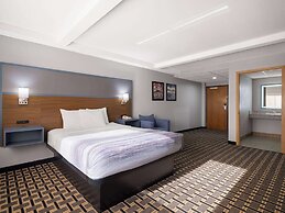 AmericInn by Wyndham Woodstock IL