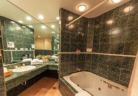 The Water Tower Inn, BW Premier Collection