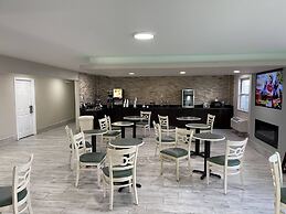 La Quinta Inn by Wyndham Indianapolis Airport Lynhurst