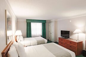 La Quinta Inn by Wyndham Indianapolis Airport Lynhurst
