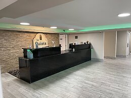 La Quinta Inn by Wyndham Indianapolis Airport Lynhurst