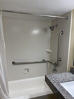 La Quinta Inn by Wyndham Indianapolis Airport Lynhurst