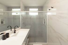Angra Boutique Hotel