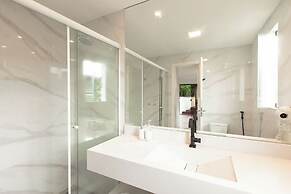 Angra Boutique Hotel