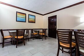 Quality Inn & Suites Mooresville - Lake Norman