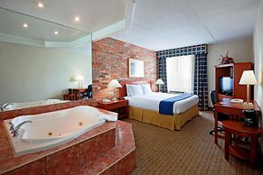 Holiday Inn Express Toronto East - Scarborough by IHG