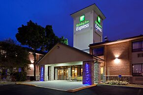 Holiday Inn Express Toronto East - Scarborough by IHG