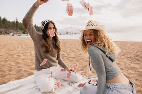 Caesars Republic Lake Tahoe - A Caesars Rewards Destination