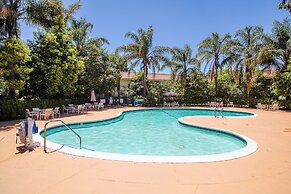Uptown Oasis San Jose Airport