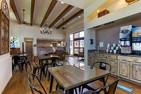 Best Western Paint Pony Lodge