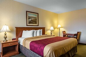 Econo Lodge Inn & Suites Riverside - Corona