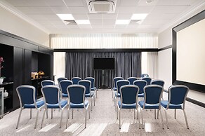 Hilton London Gatwick Airport