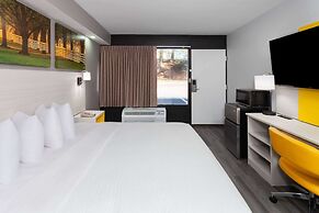 Days Inn by Wyndham Baltimore Northwest