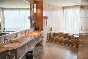 Hilton Guam Resort And Spa