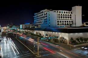 HS HOTSSON Hotel Leon