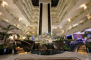 HS HOTSSON Hotel Leon