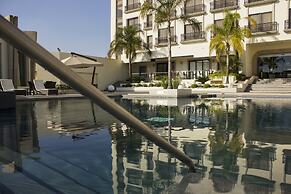 HS HOTSSON Hotel Leon