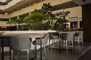 HS HOTSSON Hotel Leon