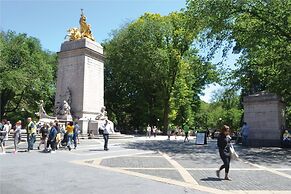 Ameritania Hotel at Times Square