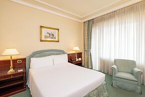 Royal Hotel Carlton