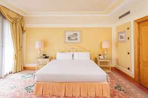 Royal Hotel Carlton