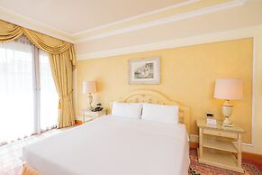 Royal Hotel Carlton