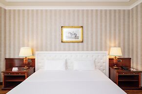 Royal Hotel Carlton