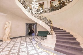 Royal Hotel Carlton