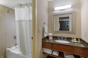 DoubleTree by Hilton Downtown Wilmington - Legal District
