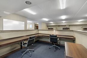 DoubleTree by Hilton Downtown Wilmington - Legal District