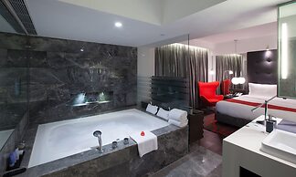 The Mira Hong Kong Hotel