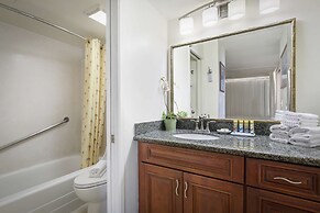 Aston at the Waikiki Banyan