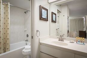 Aston at the Waikiki Banyan