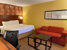 Spark by Hiton Bettendorf Quad Cities