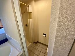 Days Inn by Wyndham Morehead