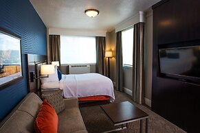 Hotel Alex Johnson Rapid City, Curio Collection by Hilton