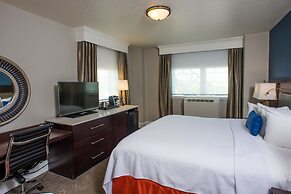 Hotel Alex Johnson Rapid City, Curio Collection by Hilton