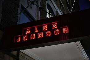 Hotel Alex Johnson Rapid City, Curio Collection by Hilton