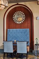 Hotel Alex Johnson Rapid City, Curio Collection by Hilton