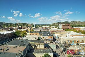 Hotel Alex Johnson Rapid City, Curio Collection by Hilton