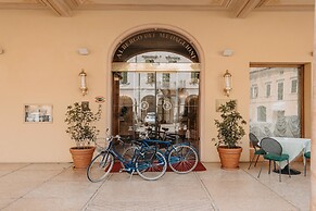 Phi Hotel dei Medaglioni