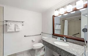 Quality Inn Long Beach - Signal Hill