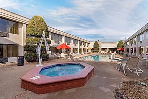Best Western Plus Madison-Huntsville Hotel