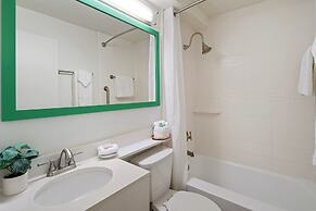 Palm Tree Club Miami Hotel