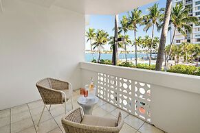 Palm Tree Club Miami Hotel